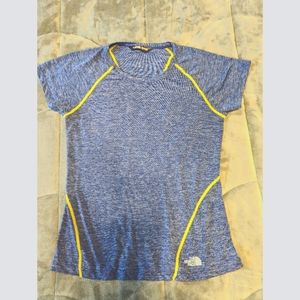 North Face active top